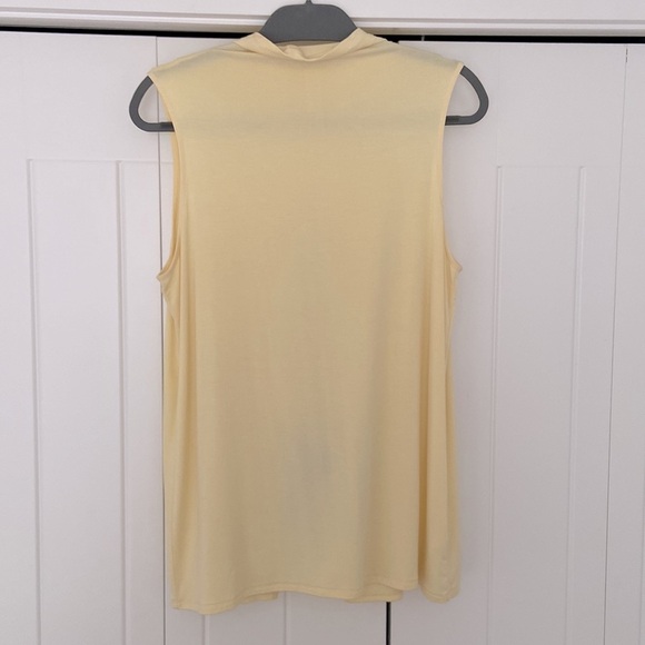 NWOT ARITZIA BABATON Mock Neck Sleeveless Top | Size M - Picture 1 of 4